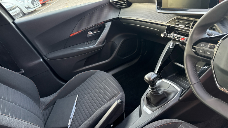 Peugeot 2008 1.2 PureTech Active Premium 5dr Petrol Estate